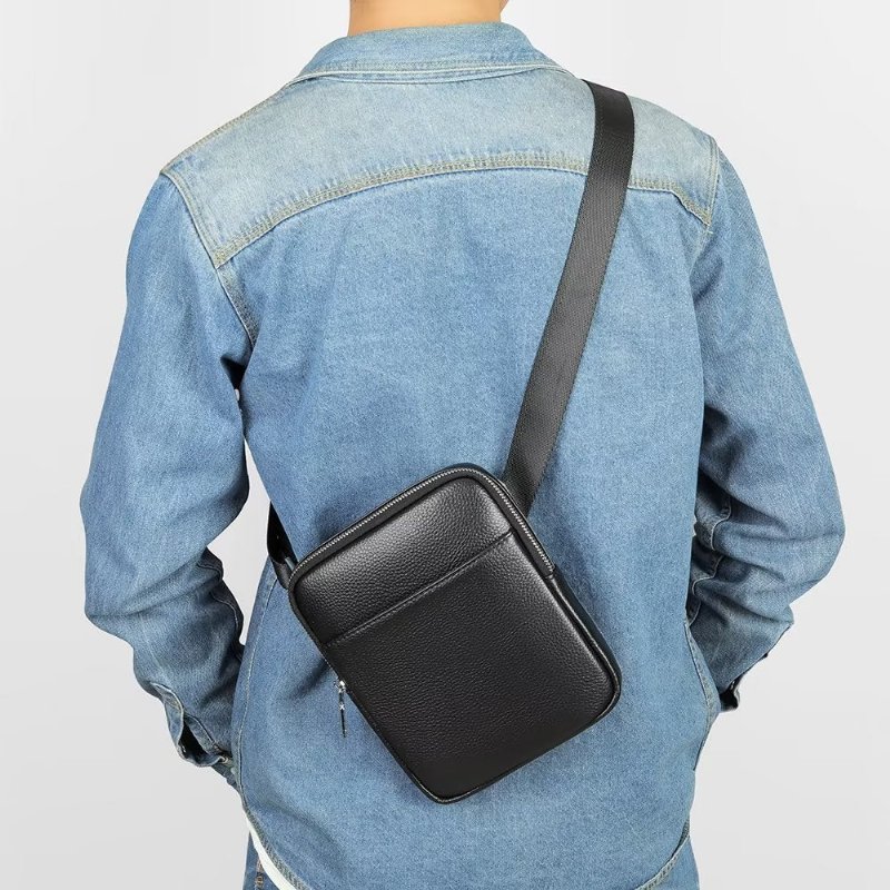 Schoudertassen Heren Luxe Leren Crossbodytas Met Klep Studs - Zwart